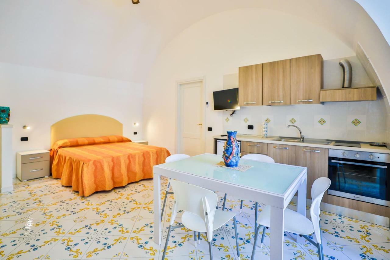 Della Monica Rooms Vietri Exterior foto